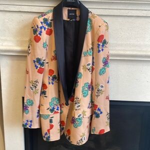 Smythe Long łapel blazer. Worn once size 12. Floral design.